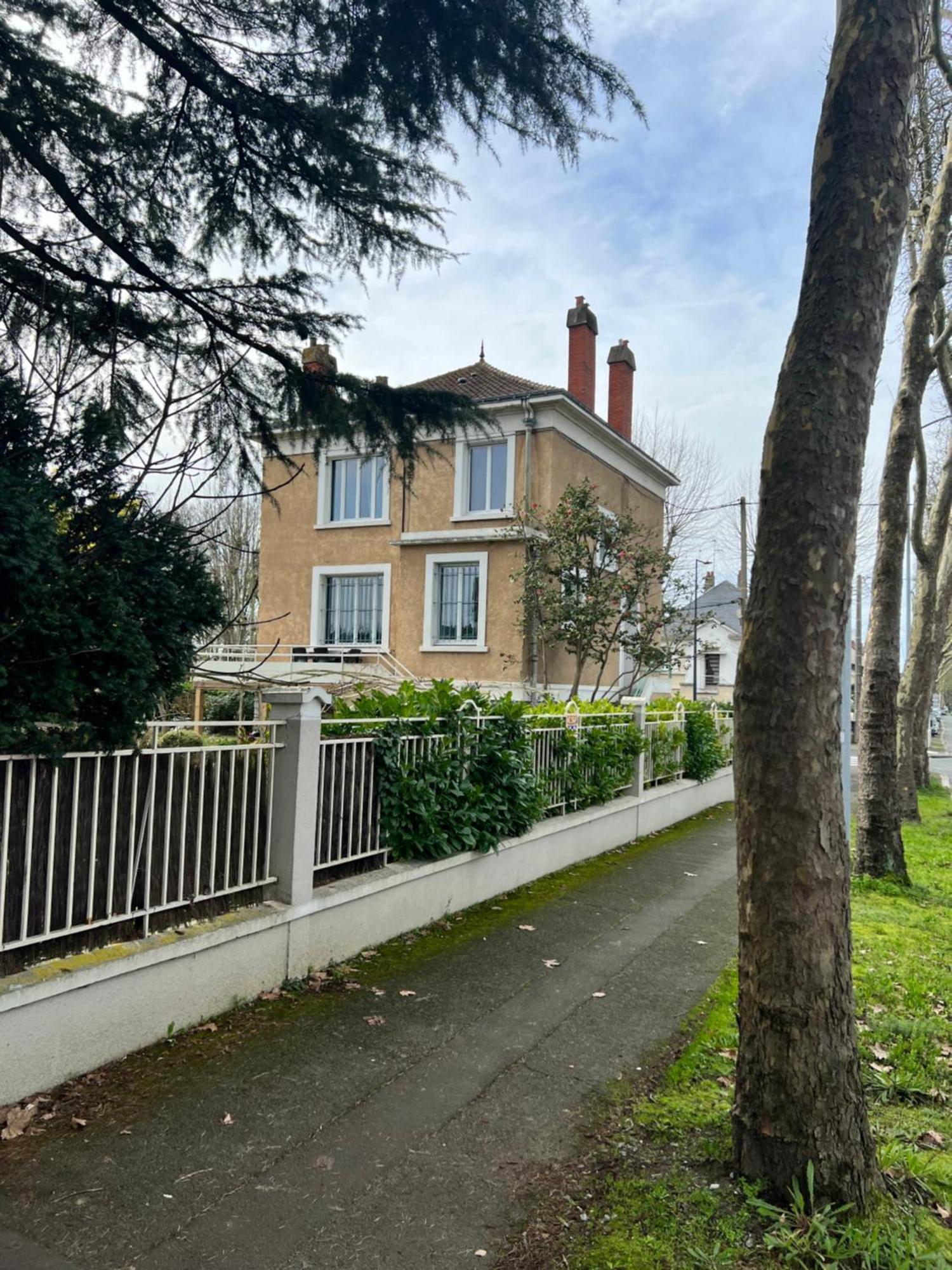 Le Grand Bedier Angers Esterno foto